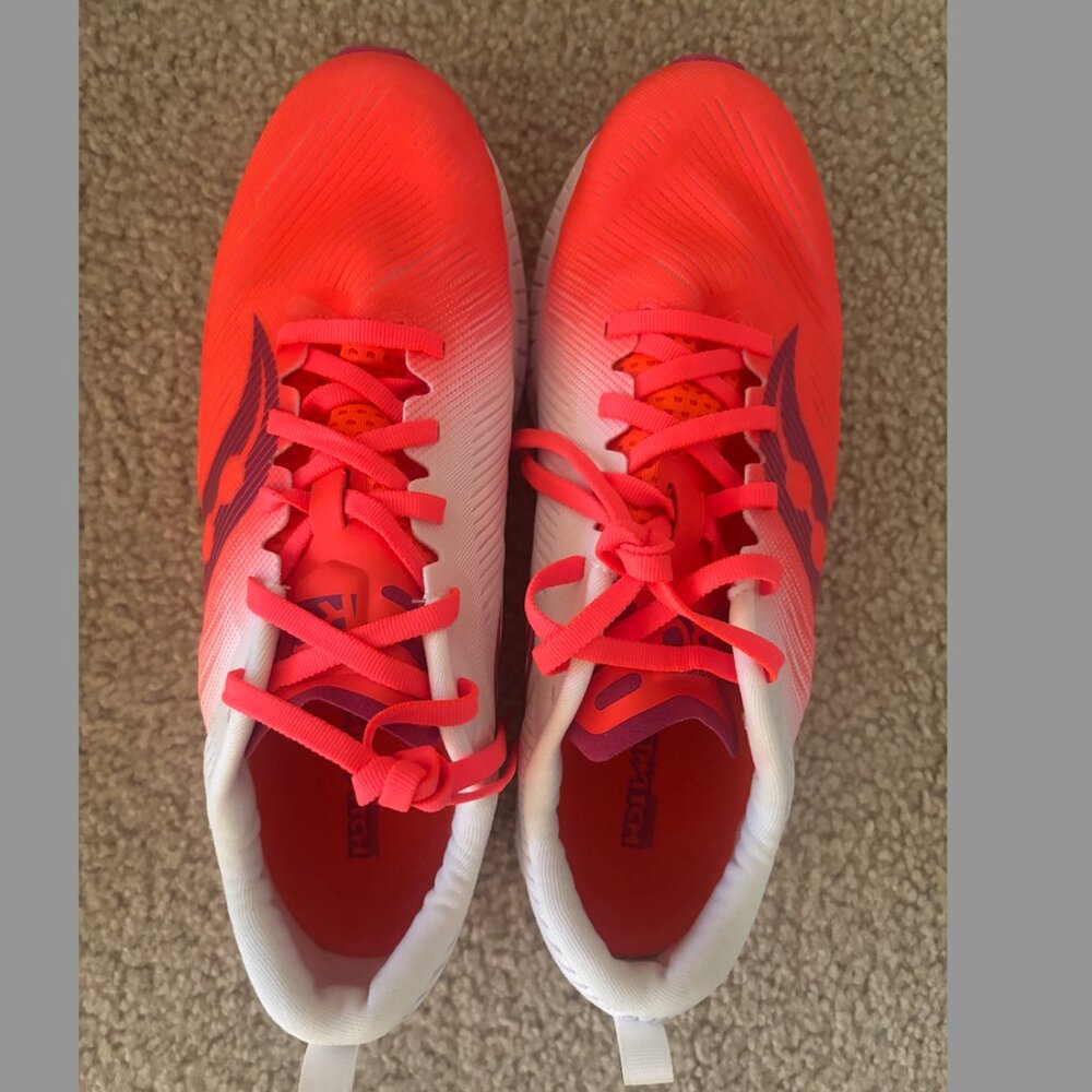 Women's Size 11 Saucony Fastwitch 9 Viz Red/White Running Shoes